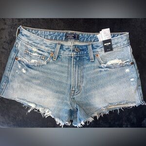 Hollister 27/4 Low Rise Denim Shorts Light/Medium Wash